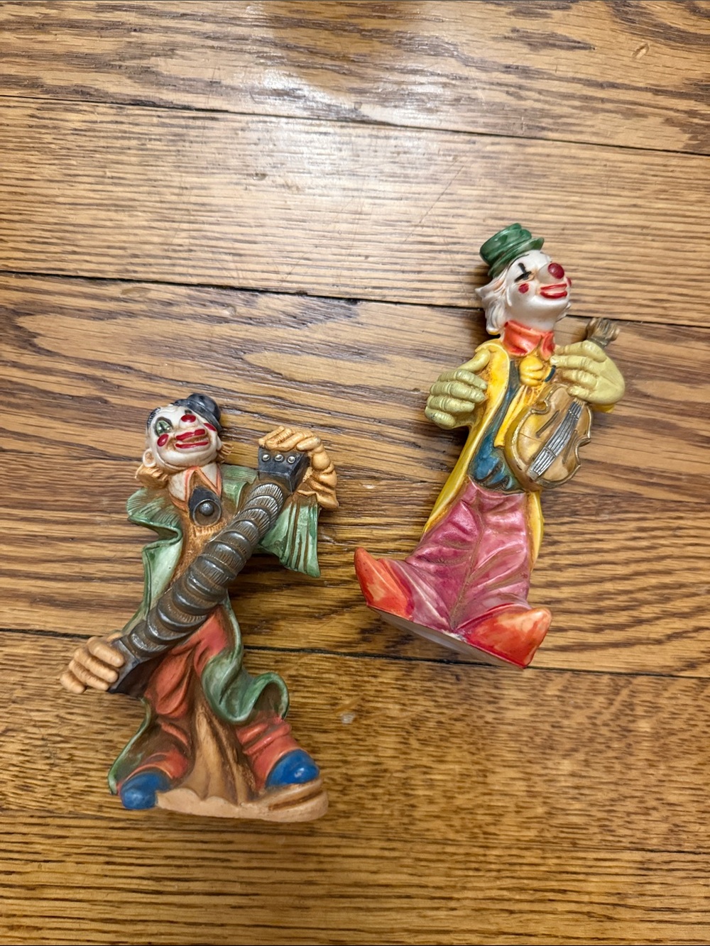 Hand-Painted Clown Figurine Set in Multicolor made in Italy